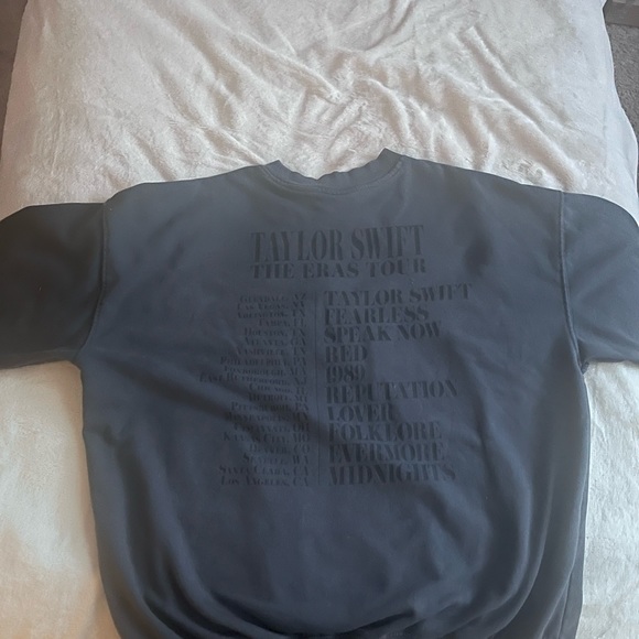 original authentic taylor swift era’s tour crewneck - Picture 3 of 4